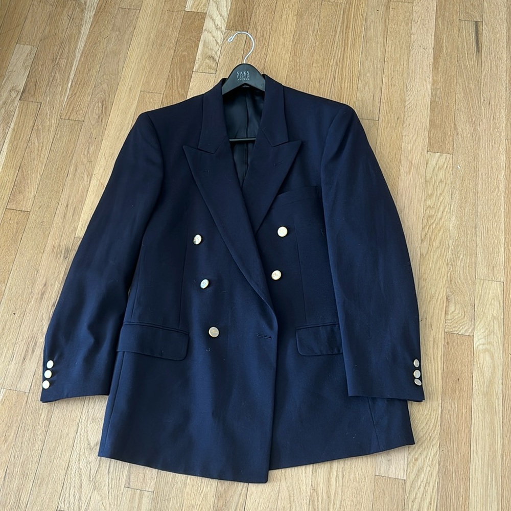 Navy blue Burberry men’s jacket